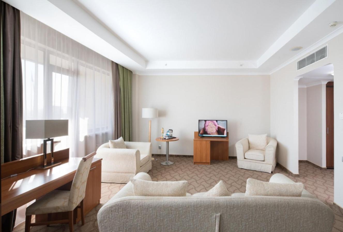 Hotel Duman Αστάνα Εξωτερικό φωτογραφία