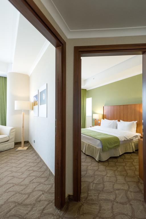 Hotel Duman Αστάνα Εξωτερικό φωτογραφία