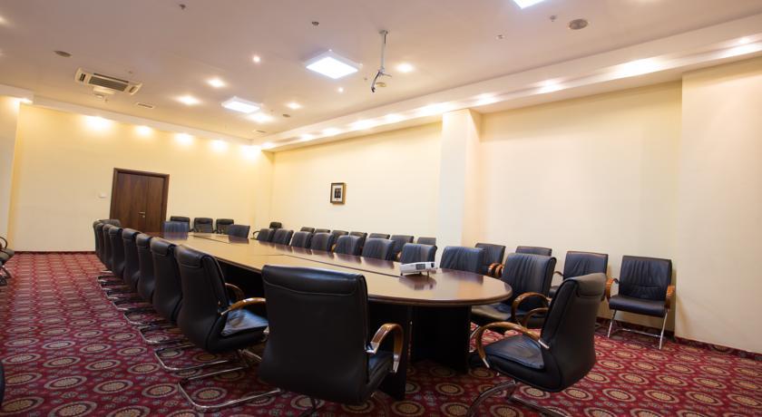 Hotel Duman Αστάνα Εξωτερικό φωτογραφία